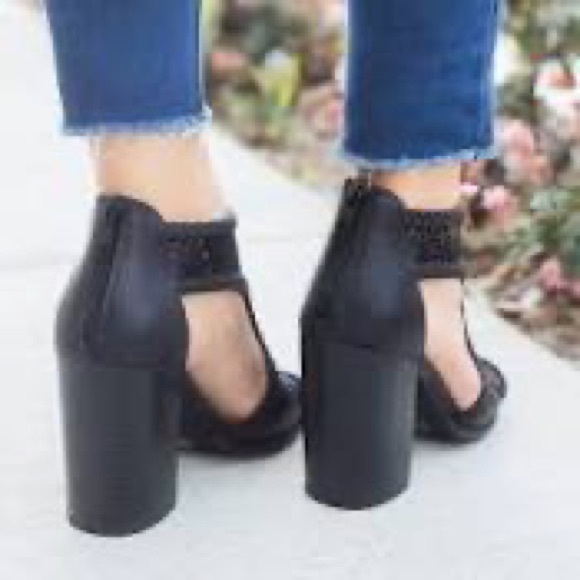 Braided Cut-out chunky heel sandals - Picture 3 of 7